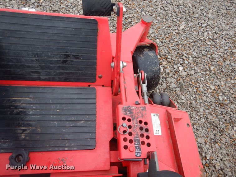 image for item GT9706 Snapper-pro S200 XT  ZTR mower