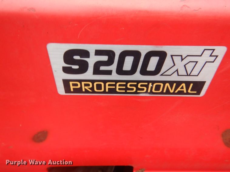 image for item GT9706 Snapper-pro S200 XT  ZTR mower