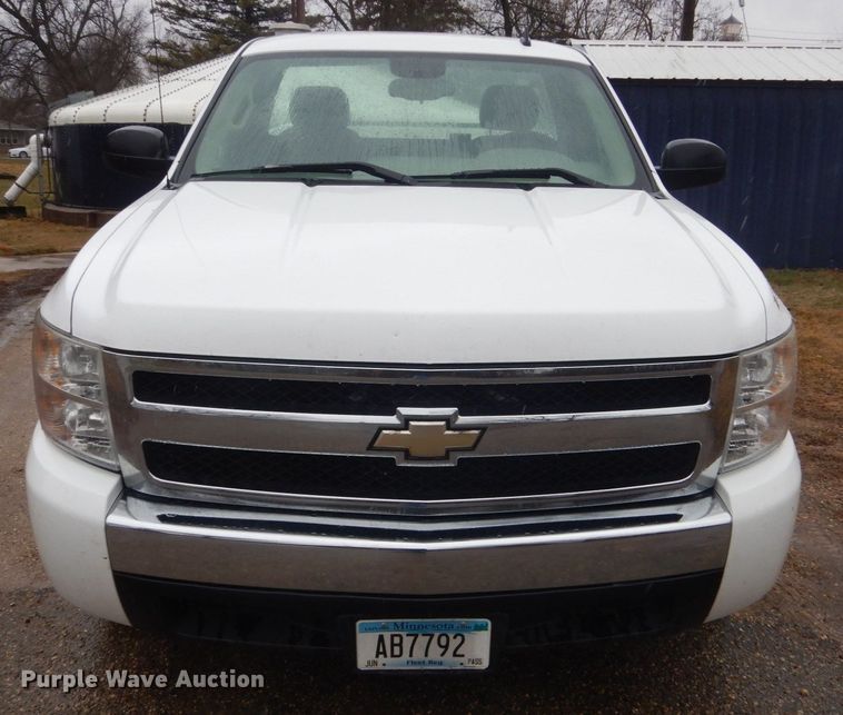image for item HE9547 2008 Chevrolet Silverado 1500  pickup truck