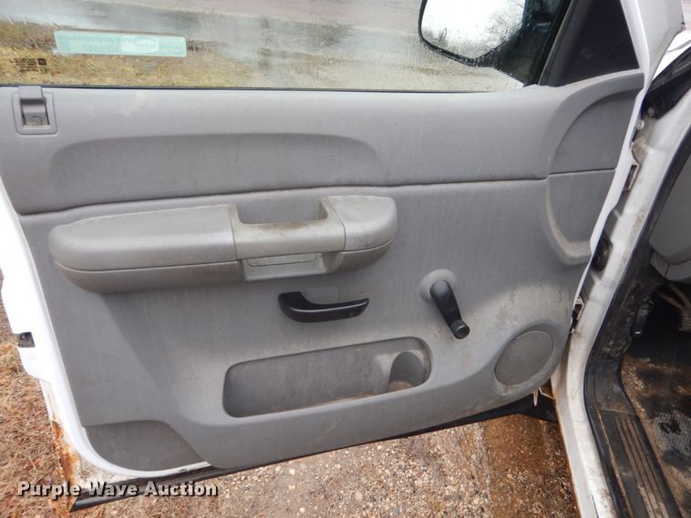 image for item HE9547 2008 Chevrolet Silverado 1500  pickup truck