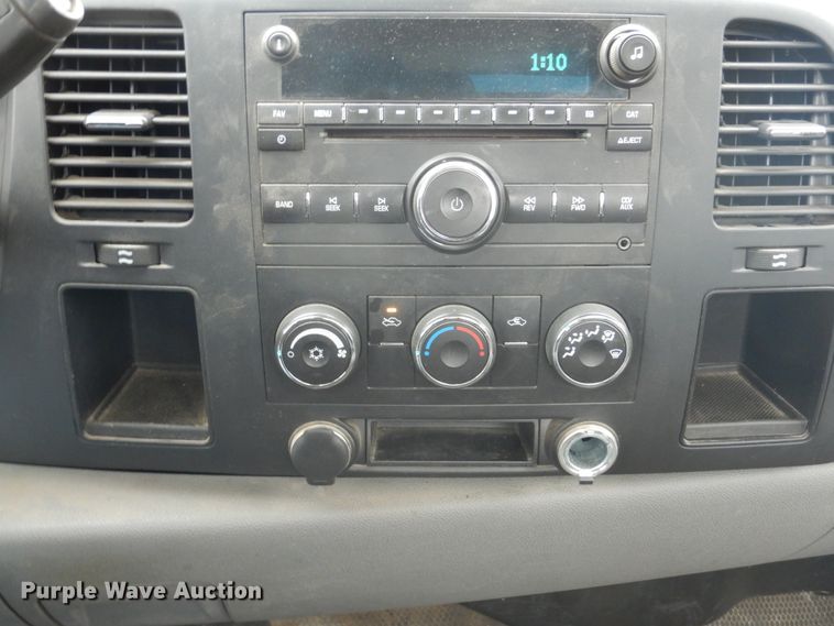 image for item HE9547 2008 Chevrolet Silverado 1500  pickup truck