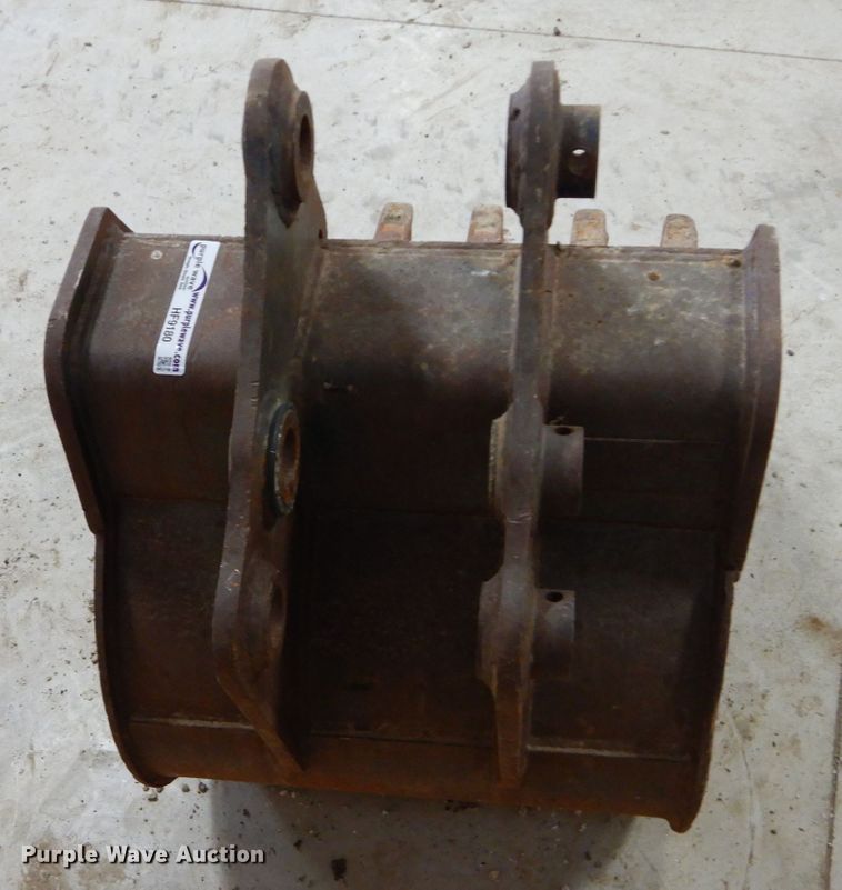 image for item HF9180 TAG  24"W excavator bucket