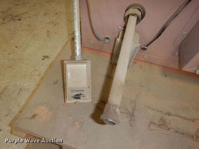 image for item HF9185 Reznor FT200 natural gas heater