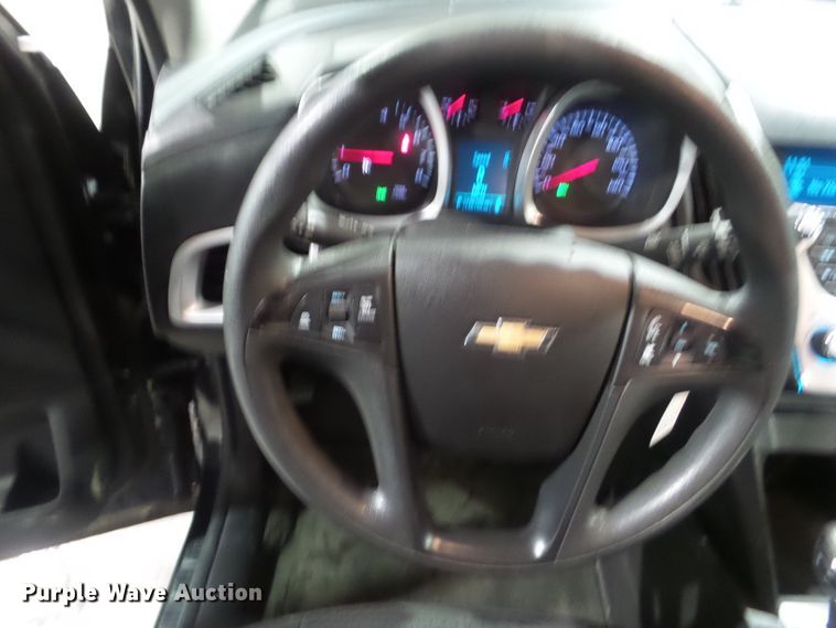 image for item HF9852 2012 Chevrolet Equinox LS  SUV