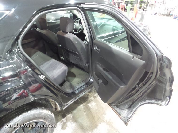 image for item HF9852 2012 Chevrolet Equinox LS  SUV