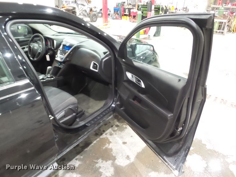 image for item HF9852 2012 Chevrolet Equinox LS  SUV