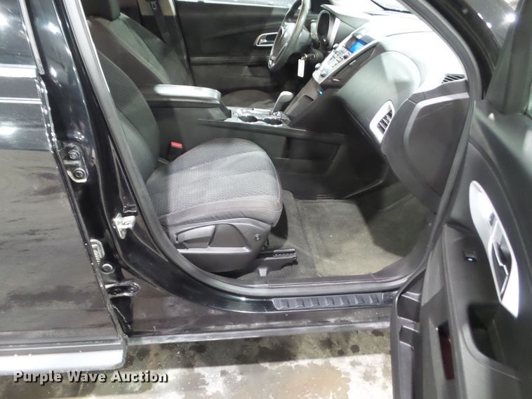 image for item HF9852 2012 Chevrolet Equinox LS  SUV