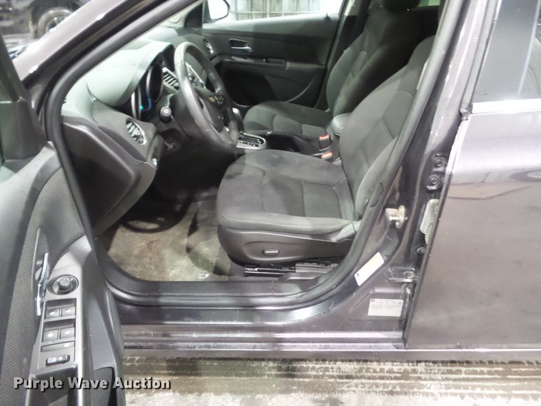 image for item HF9853 2015 Chevrolet Cruze LT