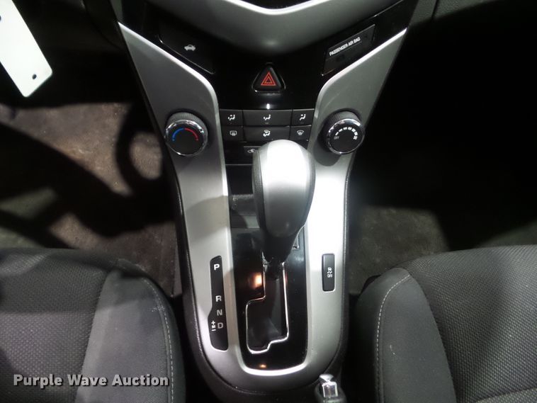 image for item HF9853 2015 Chevrolet Cruze LT