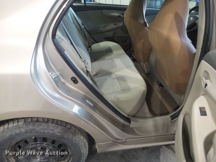 image for item HF9854 2009 Toyota Corolla LE