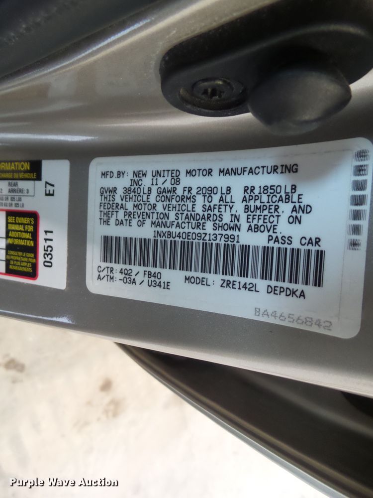 image for item HF9854 2009 Toyota Corolla LE