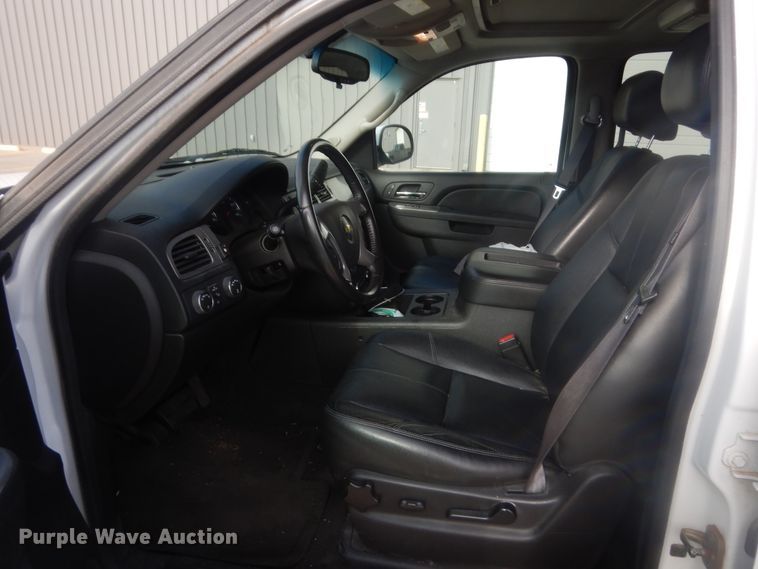 image for item HG9677 2013 Chevrolet Tahoe  SUV