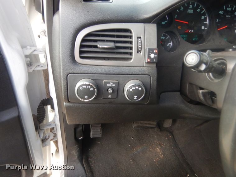 image for item HG9677 2013 Chevrolet Tahoe  SUV