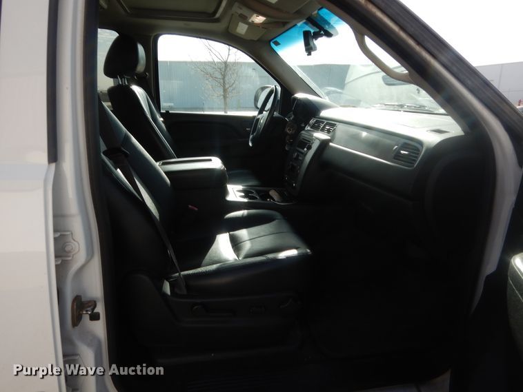 image for item HG9677 2013 Chevrolet Tahoe  SUV