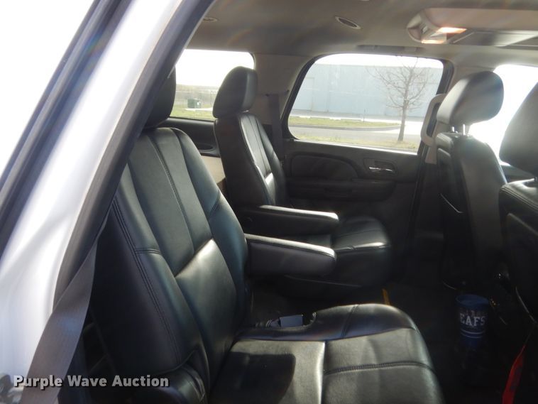 image for item HG9677 2013 Chevrolet Tahoe  SUV