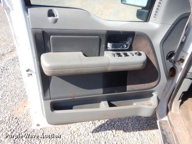 image for item HG9911 2007 Ford F150  SuperCrew pickup truck