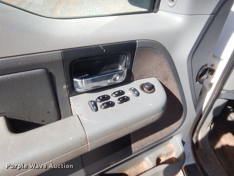 image for item HG9911 2007 Ford F150  SuperCrew pickup truck