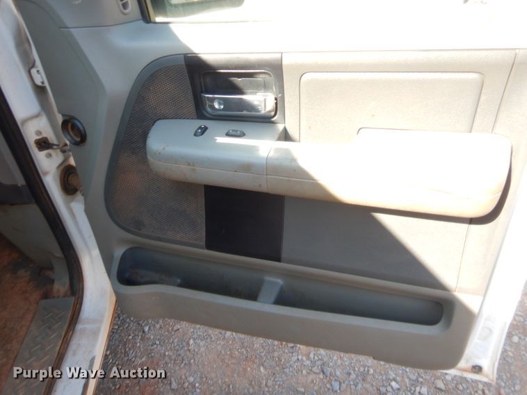 image for item HG9911 2007 Ford F150  SuperCrew pickup truck