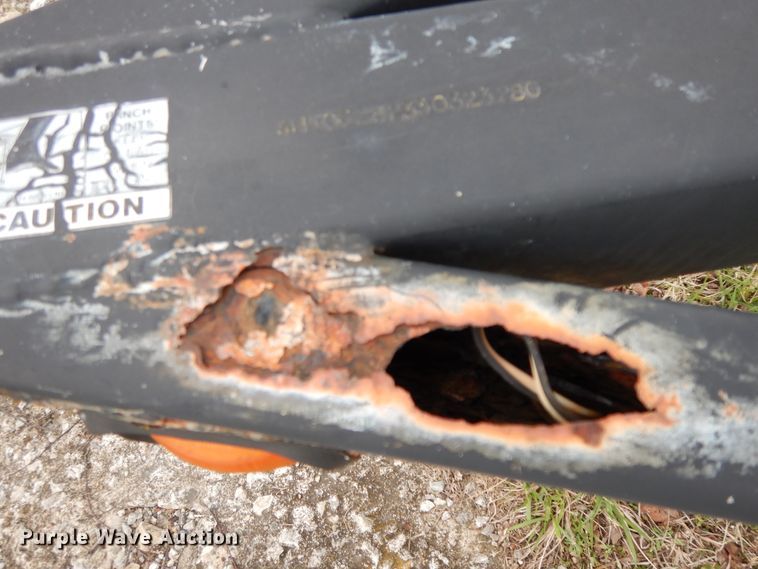 image for item HO9335 2001 Yacht Lowe  boat trailer