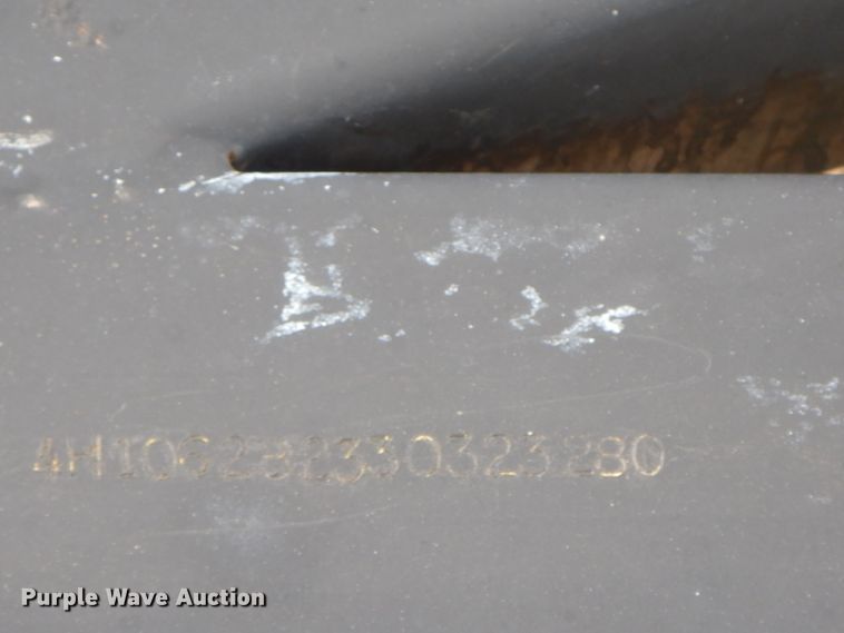 image for item HO9335 2001 Yacht Lowe  boat trailer