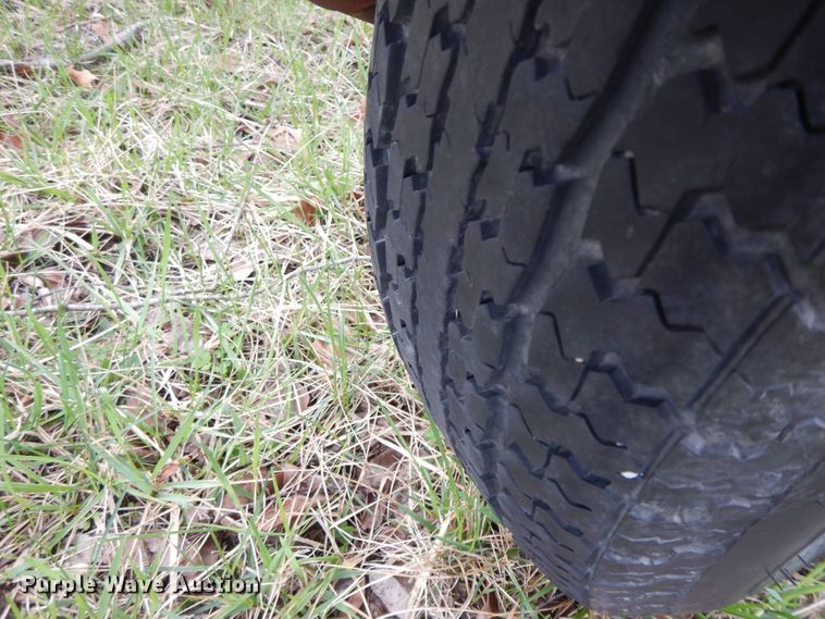 image for item HO9336 1997 Bass Trailstar boat trailer