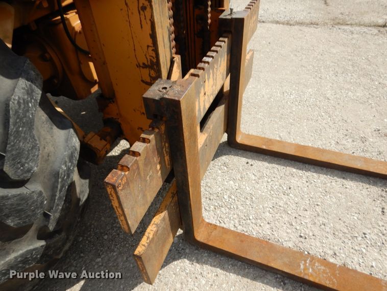 image for item HR9016 Case 580E  forklift