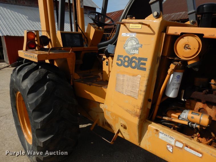 image for item HR9016 Case 580E  forklift