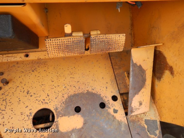 image for item HR9016 Case 580E  forklift