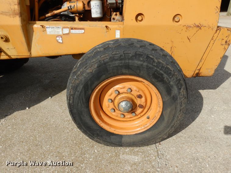 image for item HR9016 Case 580E  forklift