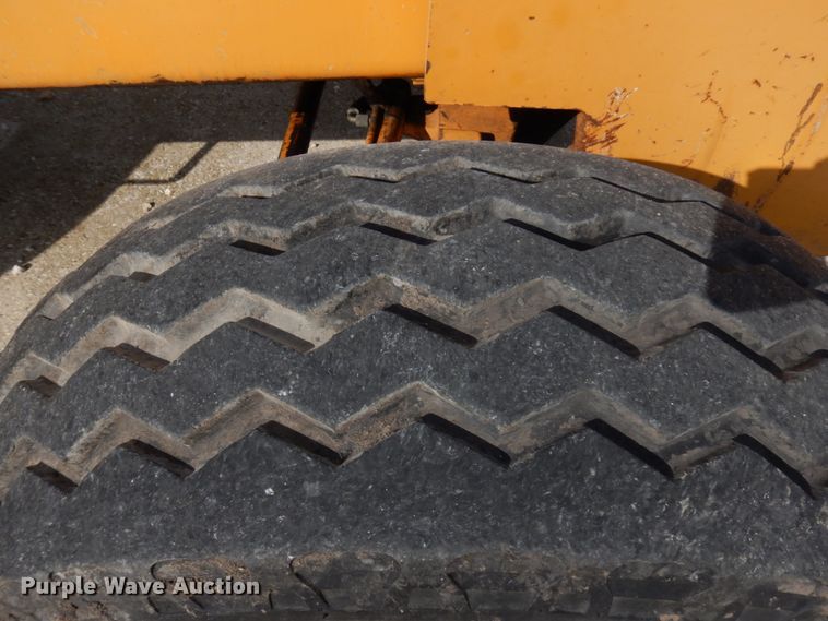 image for item HR9016 Case 580E  forklift