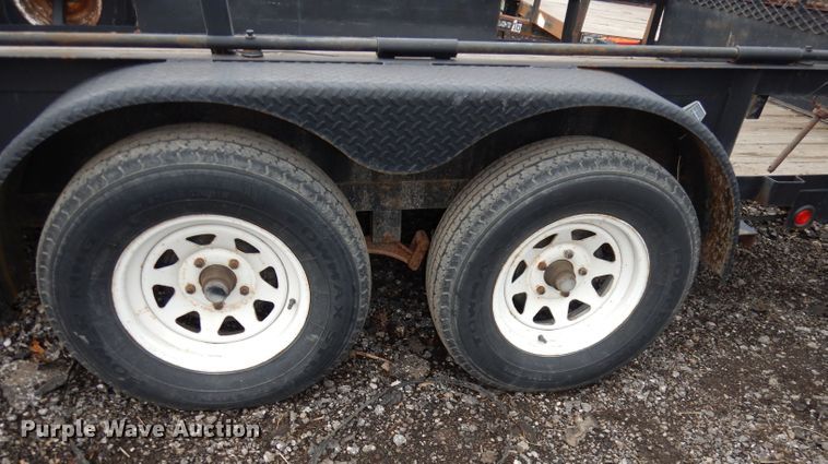 image for item HU9068 2000 Buck Dandy utility trailer
