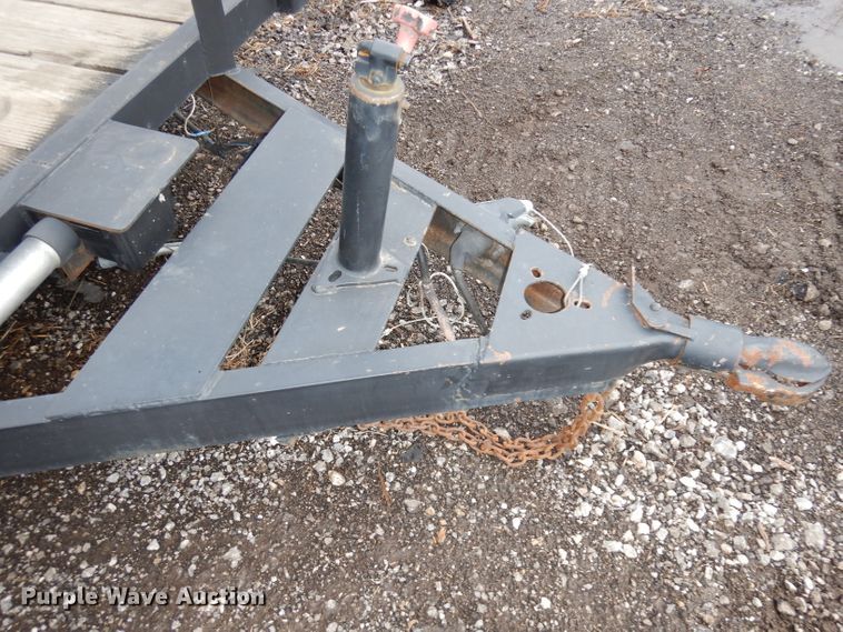 image for item HU9068 2000 Buck Dandy utility trailer