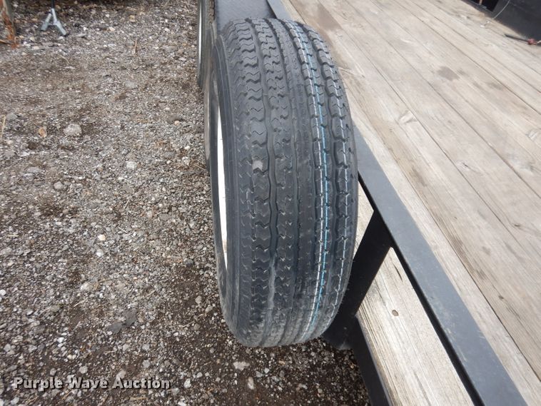 image for item HU9068 2000 Buck Dandy utility trailer