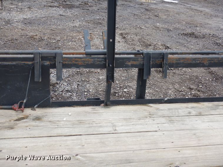 image for item HU9068 2000 Buck Dandy utility trailer