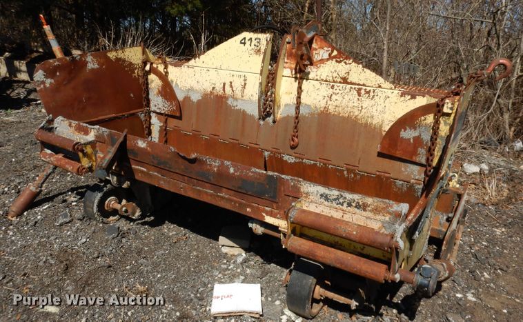 image for item HU9077 Bomag Pro Paver 413  paver