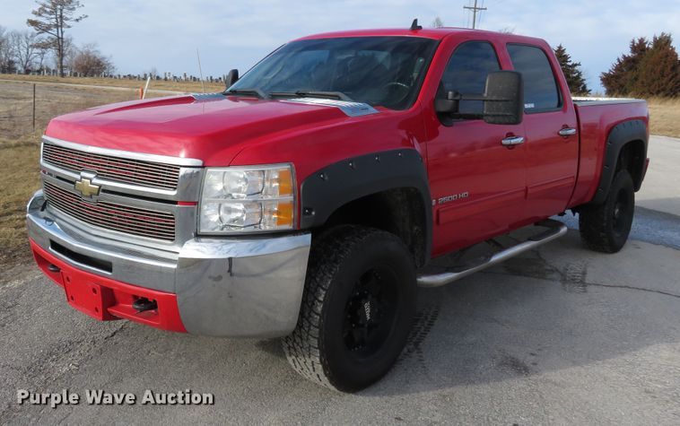 image for item HV9636 2009 Chevrolet 2500HD  Crew Cab pickup truck