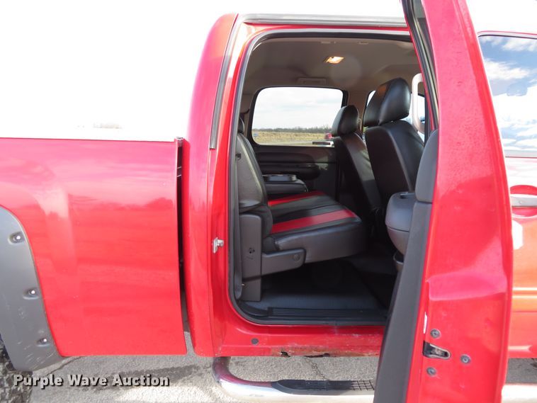 image for item HV9636 2009 Chevrolet 2500HD  Crew Cab pickup truck