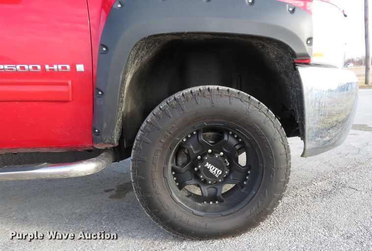 image for item HV9636 2009 Chevrolet 2500HD  Crew Cab pickup truck