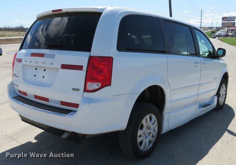 image for item HV9707 2014 Dodge Grand Caravan handicap accessible van
