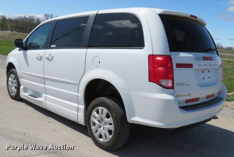 image for item HV9707 2014 Dodge Grand Caravan handicap accessible van