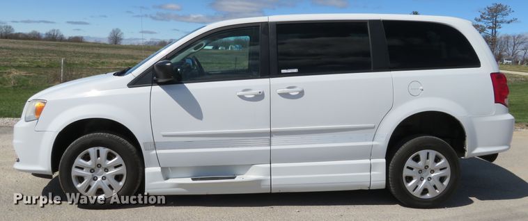 image for item HV9707 2014 Dodge Grand Caravan handicap accessible van