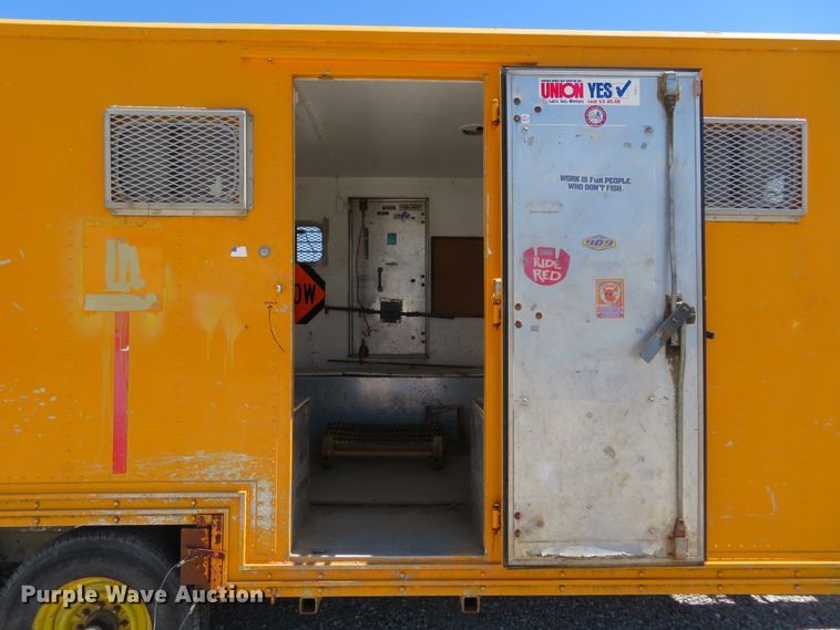 image for item HV9722 1991 Craftsmen office trailer