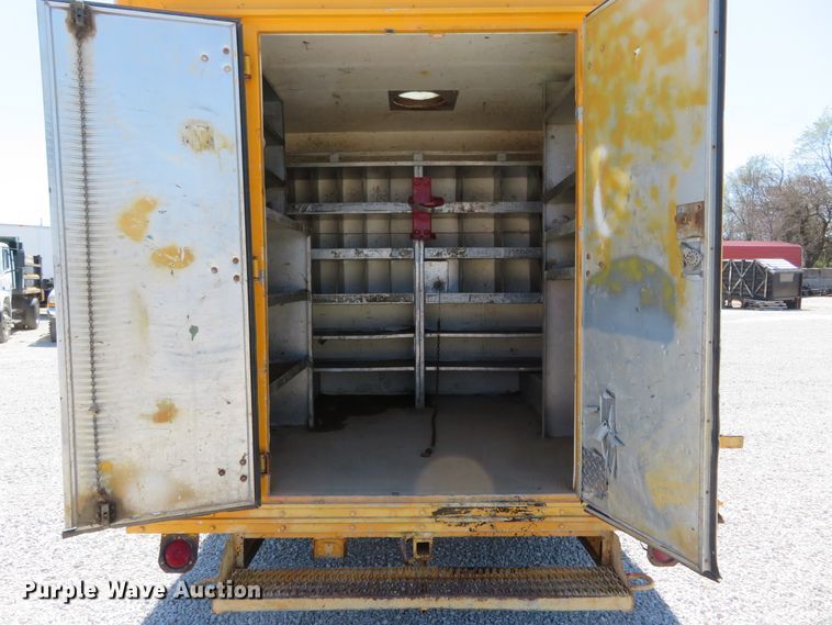 image for item HV9722 1991 Craftsmen office trailer