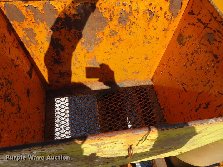 image for item HV9722 1991 Craftsmen office trailer