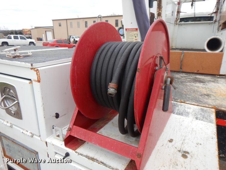 image for item II9334 2010 International 7400  Crew Cab utility / service truck