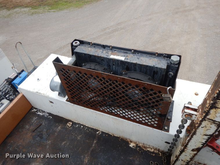 image for item II9334 2010 International 7400  Crew Cab utility / service truck