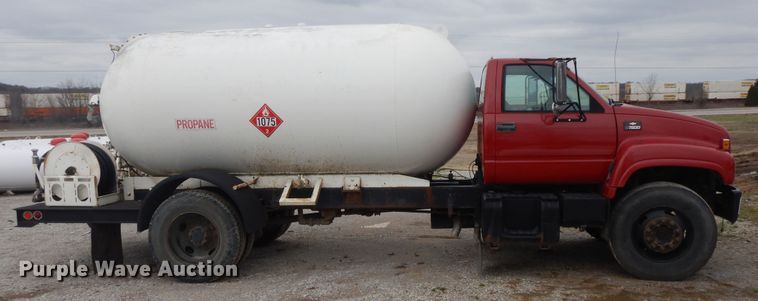image for item II9335 1997 Chevrolet 7H4  propane truck
