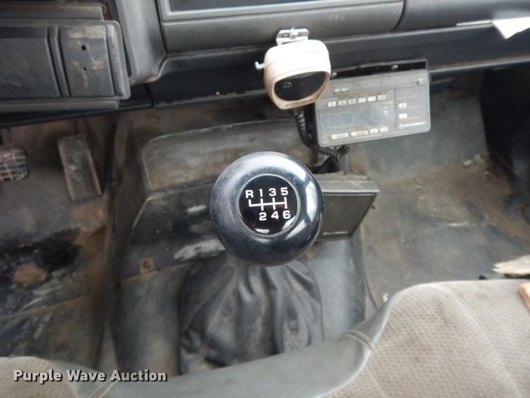 image for item II9335 1997 Chevrolet 7H4  propane truck