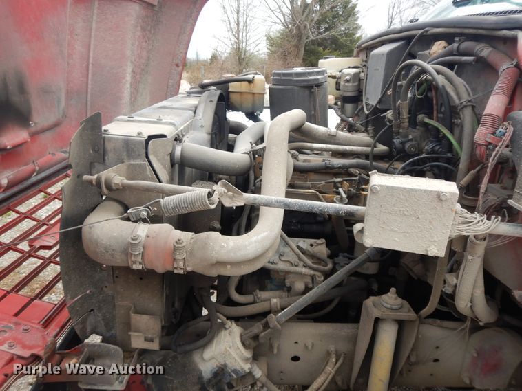 image for item II9335 1997 Chevrolet 7H4  propane truck