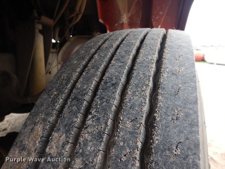 image for item II9335 1997 Chevrolet 7H4  propane truck